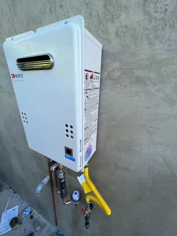 Tankless water heater installation for Cudahy homes